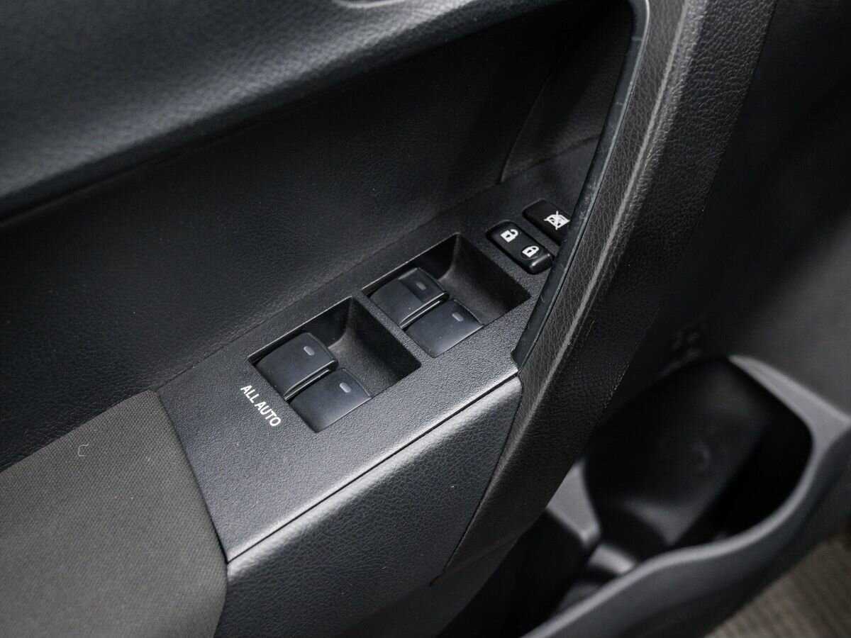 Купить Toyota Corolla с пробегом. Фото: #15