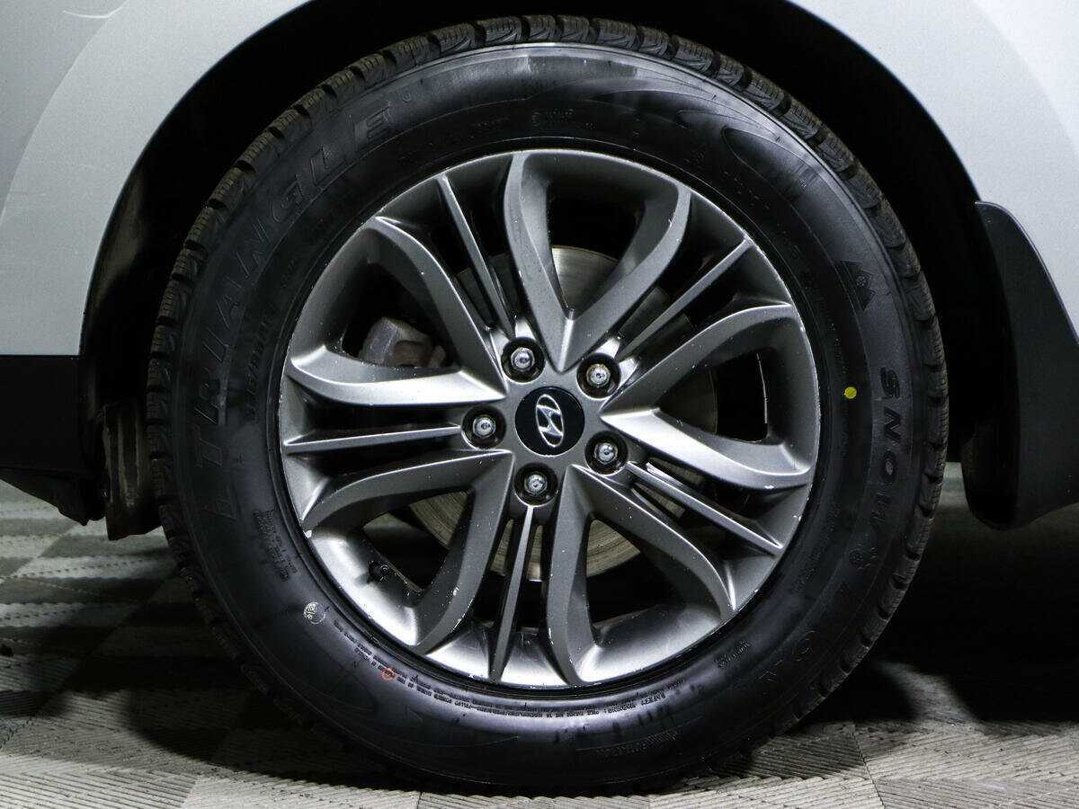 Купить Hyundai ix35 с пробегом. Фото: #15