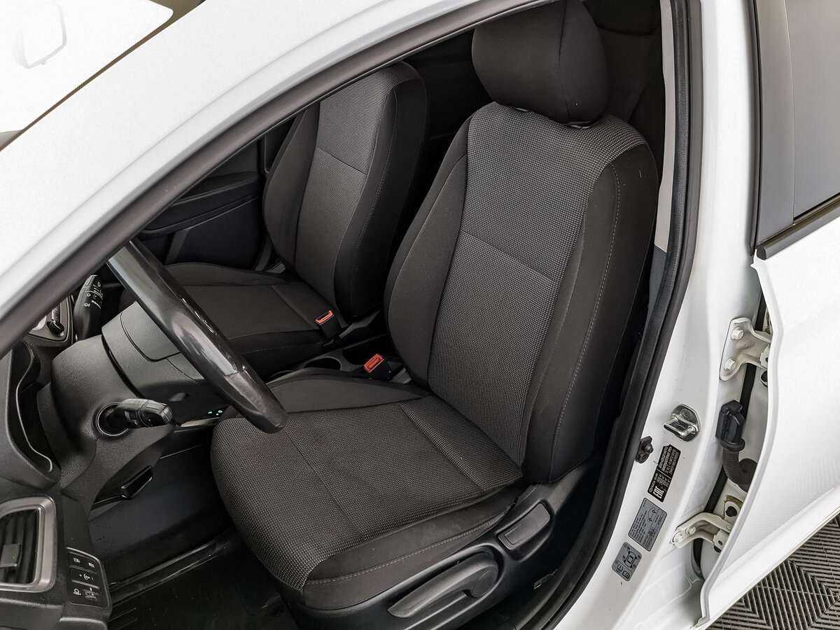 Купить Hyundai Solaris с пробегом. Фото: #15