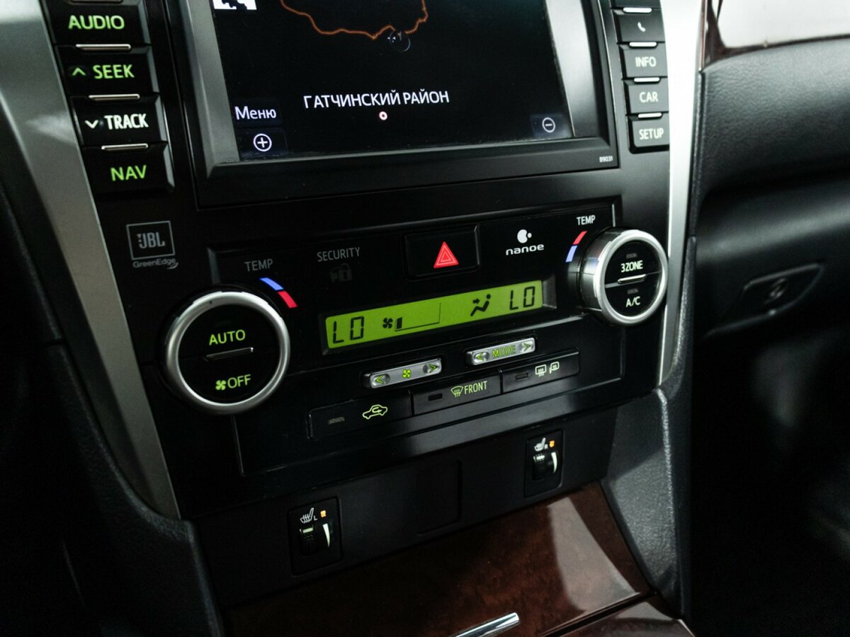 Купить Toyota Camry с пробегом. Фото: #14