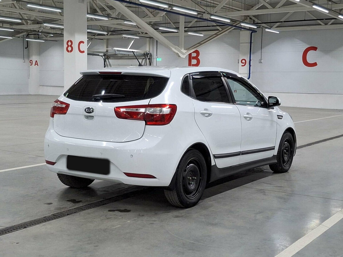Купить Kia Rio с пробегом. Фото: #4