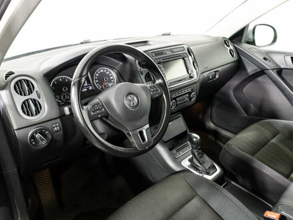 Купить Volkswagen Tiguan с пробегом. Фото: #10