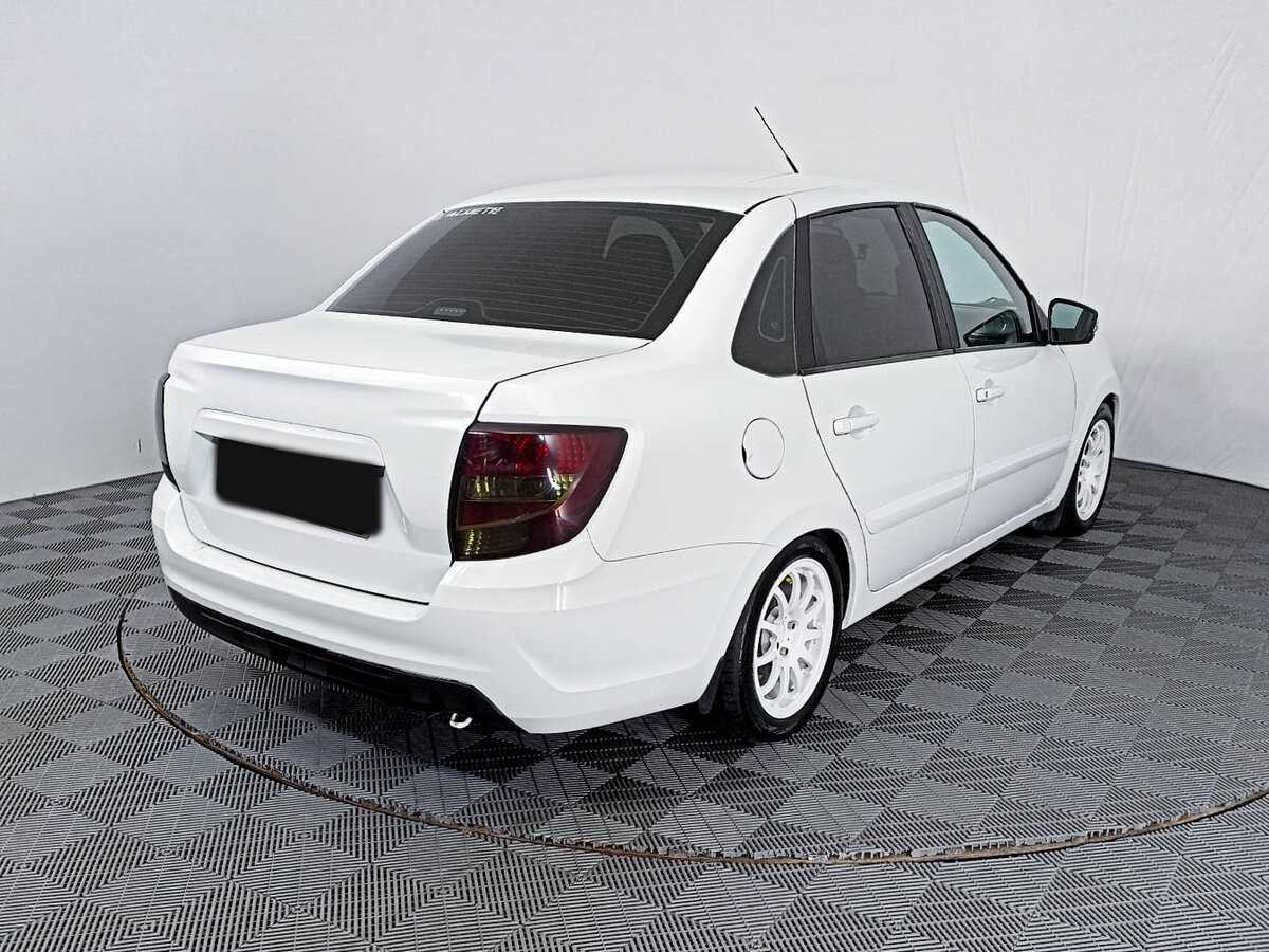 Купить Lada (ВАЗ) Granta с пробегом. Фото: #4