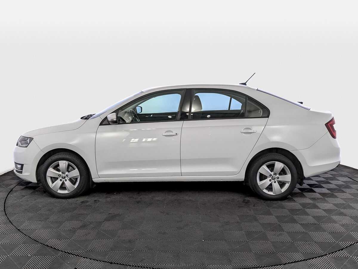 Купить Skoda Rapid с пробегом. Фото: #7