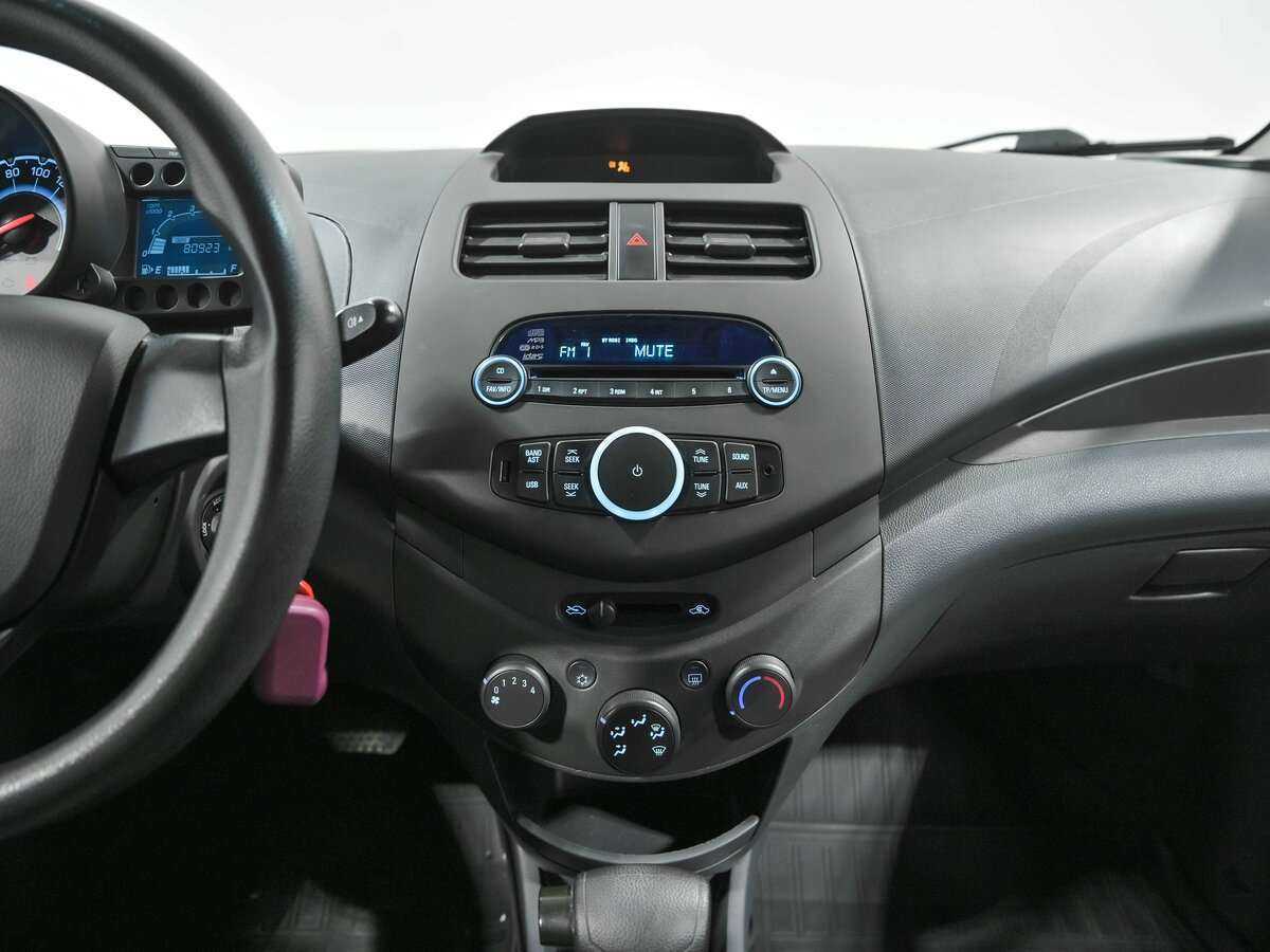 Купить Chevrolet Spark с пробегом. Фото: #8