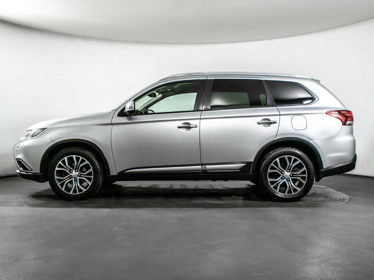 Купить Mitsubishi Outlander с пробегом. Фото: #7