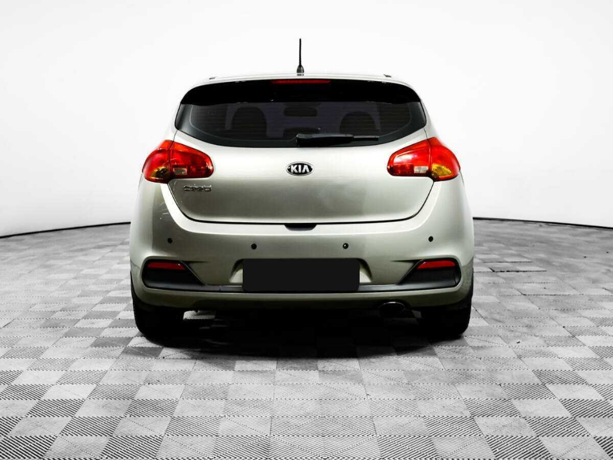 Купить Kia Ceed с пробегом. Фото: #5