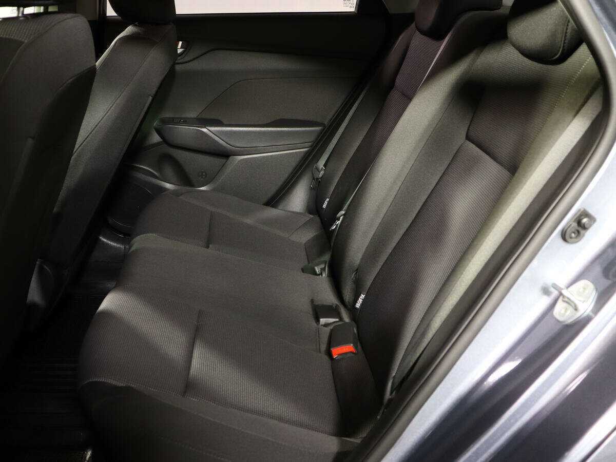 Купить Hyundai Solaris с пробегом. Фото: #6