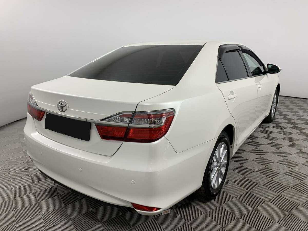 Купить Toyota Camry с пробегом. Фото: #4