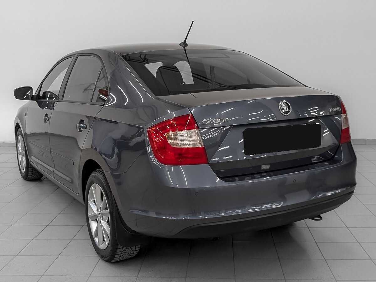 Купить Skoda Rapid с пробегом. Фото: #6
