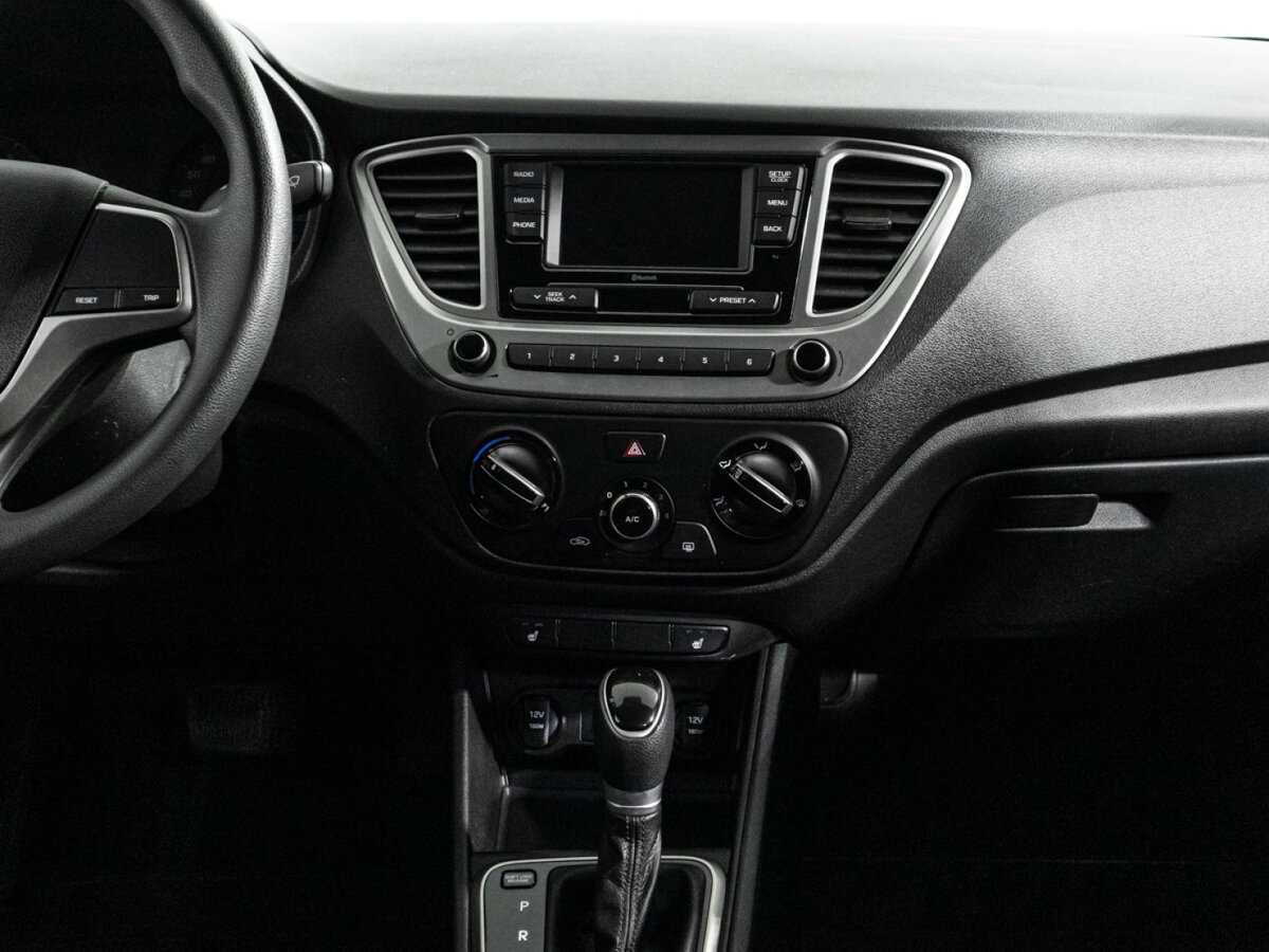 Купить Hyundai Solaris с пробегом. Фото: #13