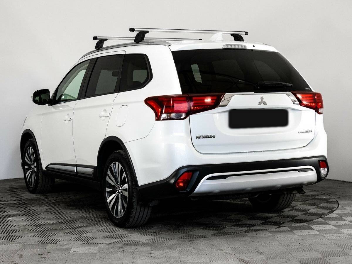 Купить Mitsubishi Outlander с пробегом. Фото: #6
