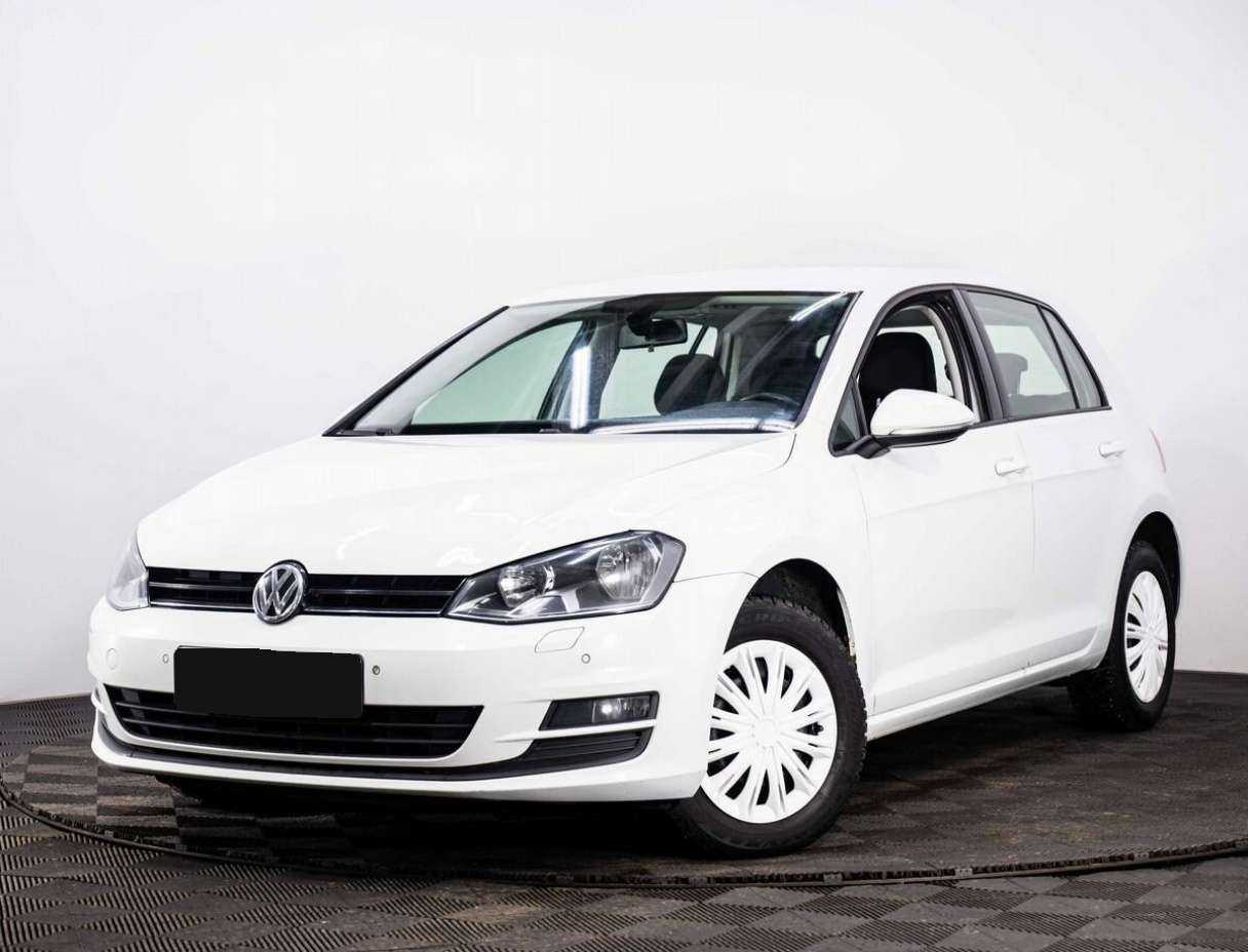 Купить Volkswagen Golf с пробегом. Посмотреть фото