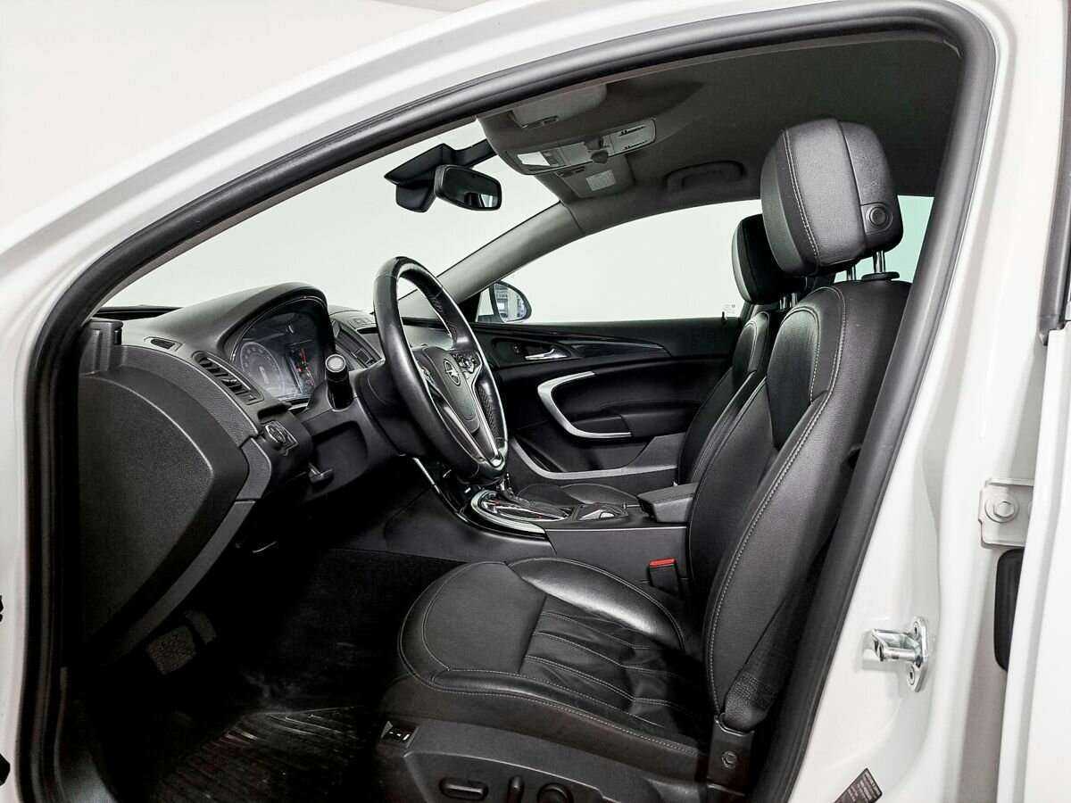 Купить Opel Insignia с пробегом. Фото: #10