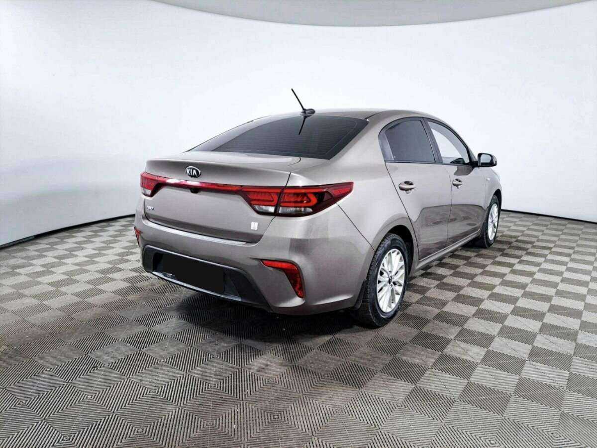 Купить Kia Rio с пробегом. Фото: #4