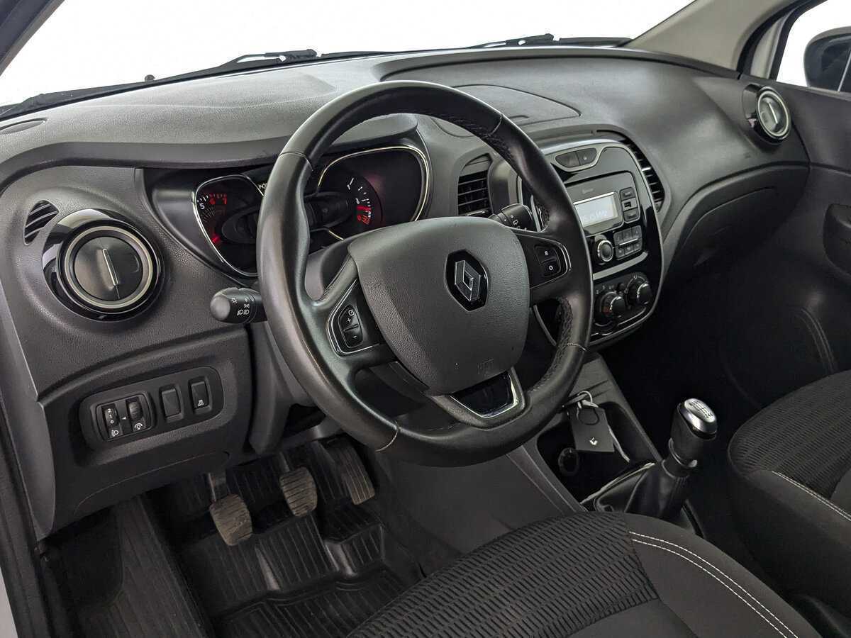 Купить Renault Kaptur с пробегом. Фото: #10