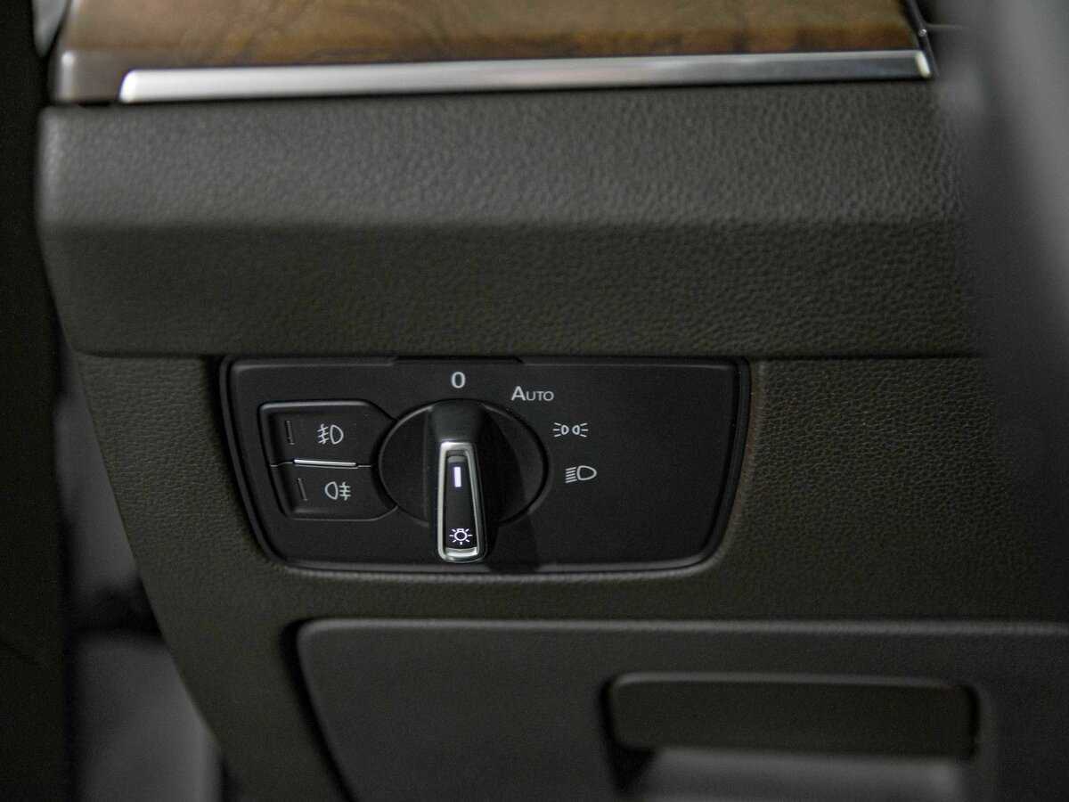 Купить Volkswagen Passat с пробегом. Фото: #12