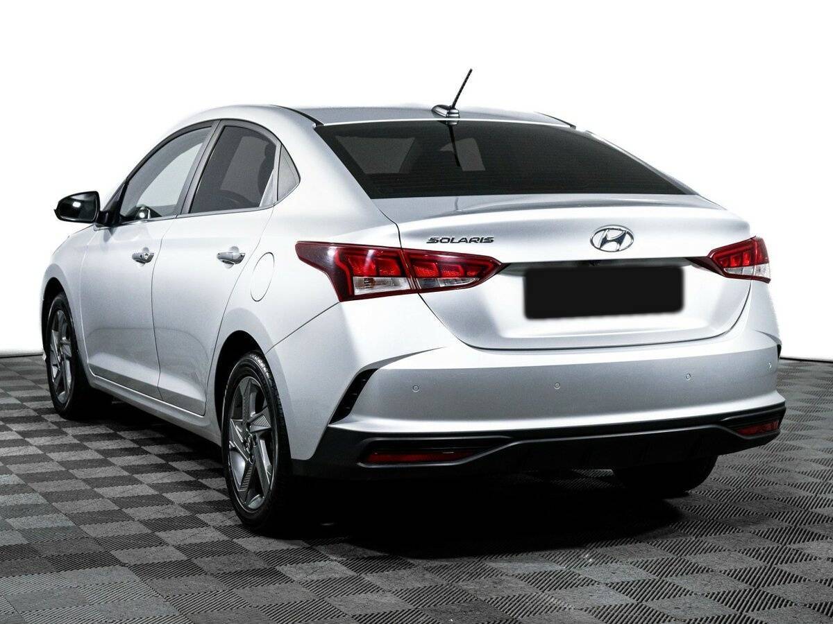 Купить Hyundai Solaris с пробегом. Фото: #6