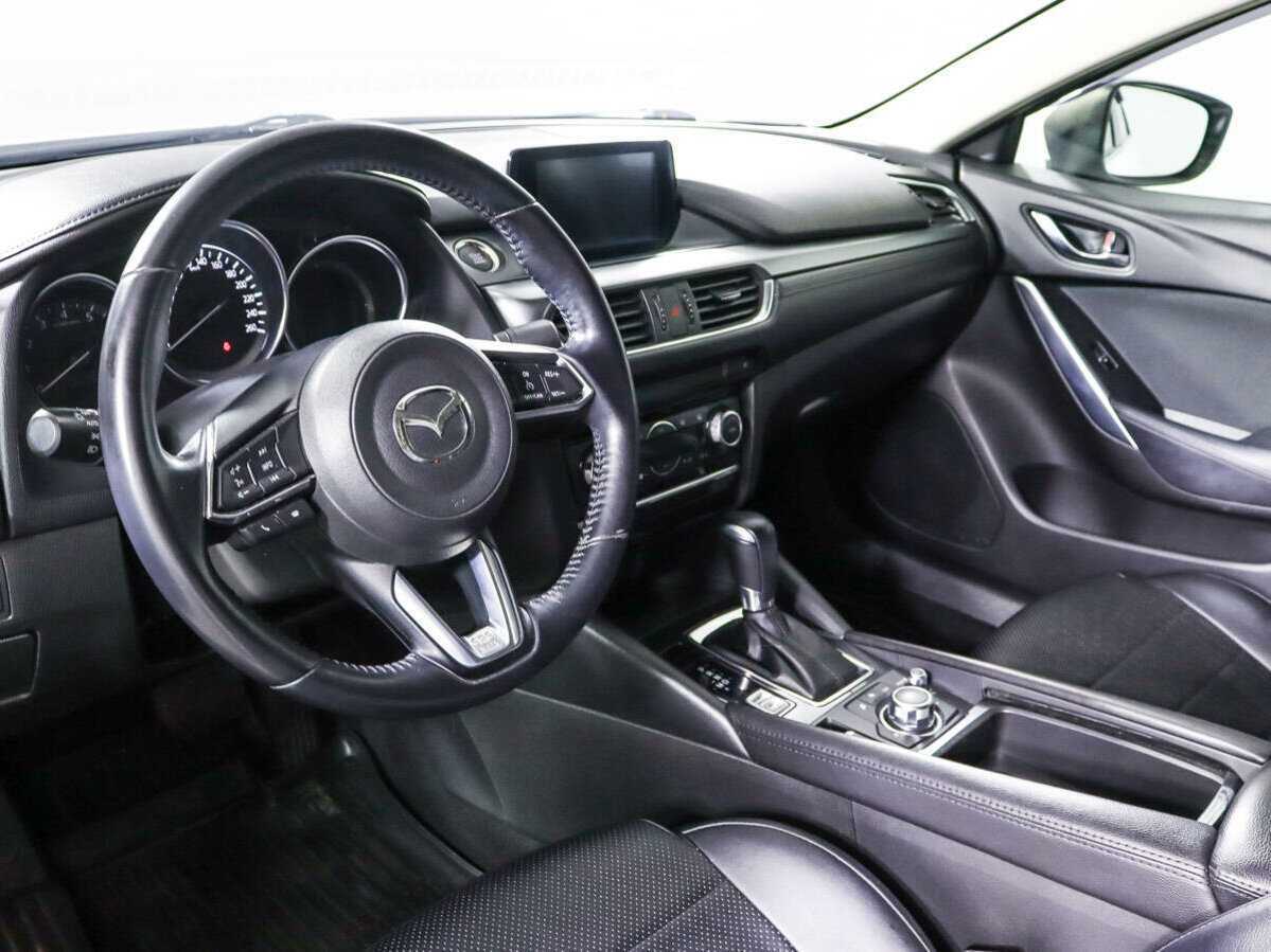 Купить Mazda 6 с пробегом. Фото: #11