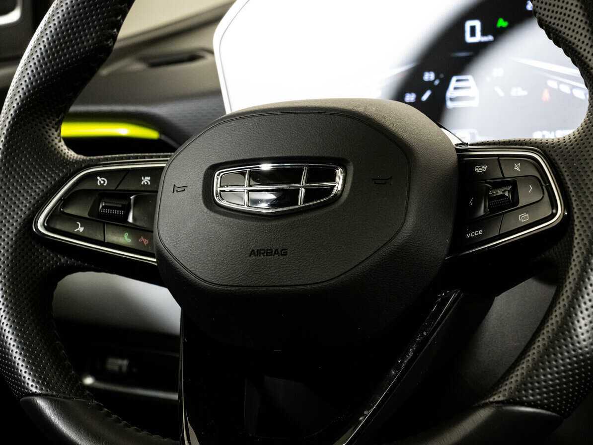 Купить Geely Coolray с пробегом. Фото: #9