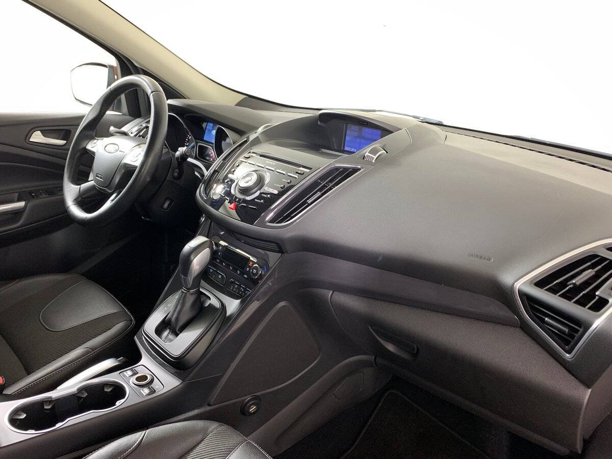 Купить Ford Kuga с пробегом. Фото: #12