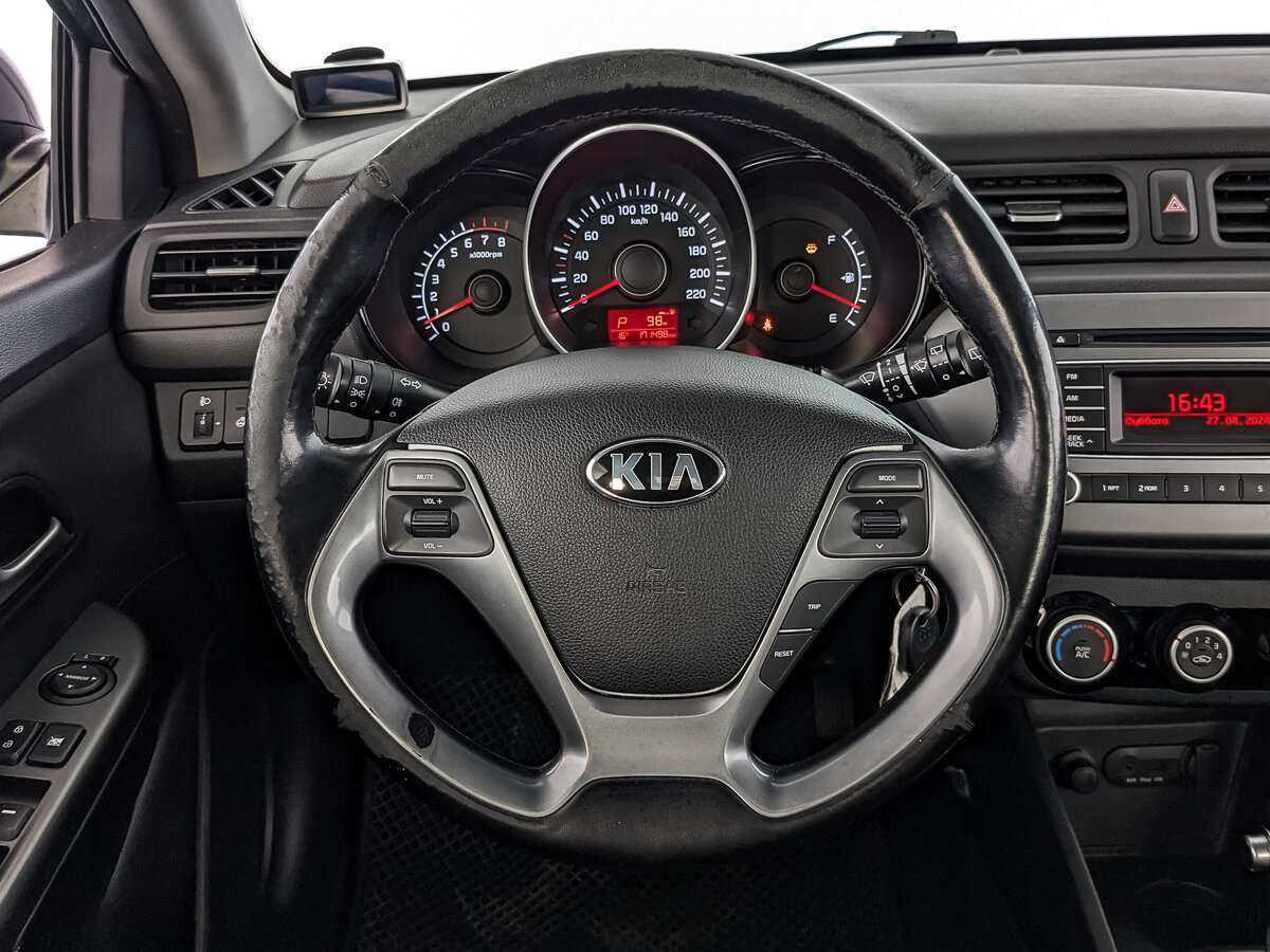 Купить Kia Rio с пробегом. Фото: #18