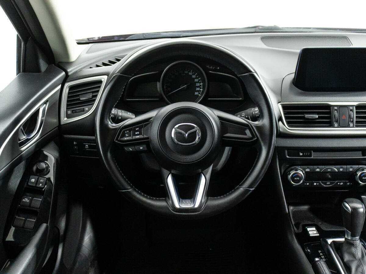 Купить Mazda 3 с пробегом. Фото: #13