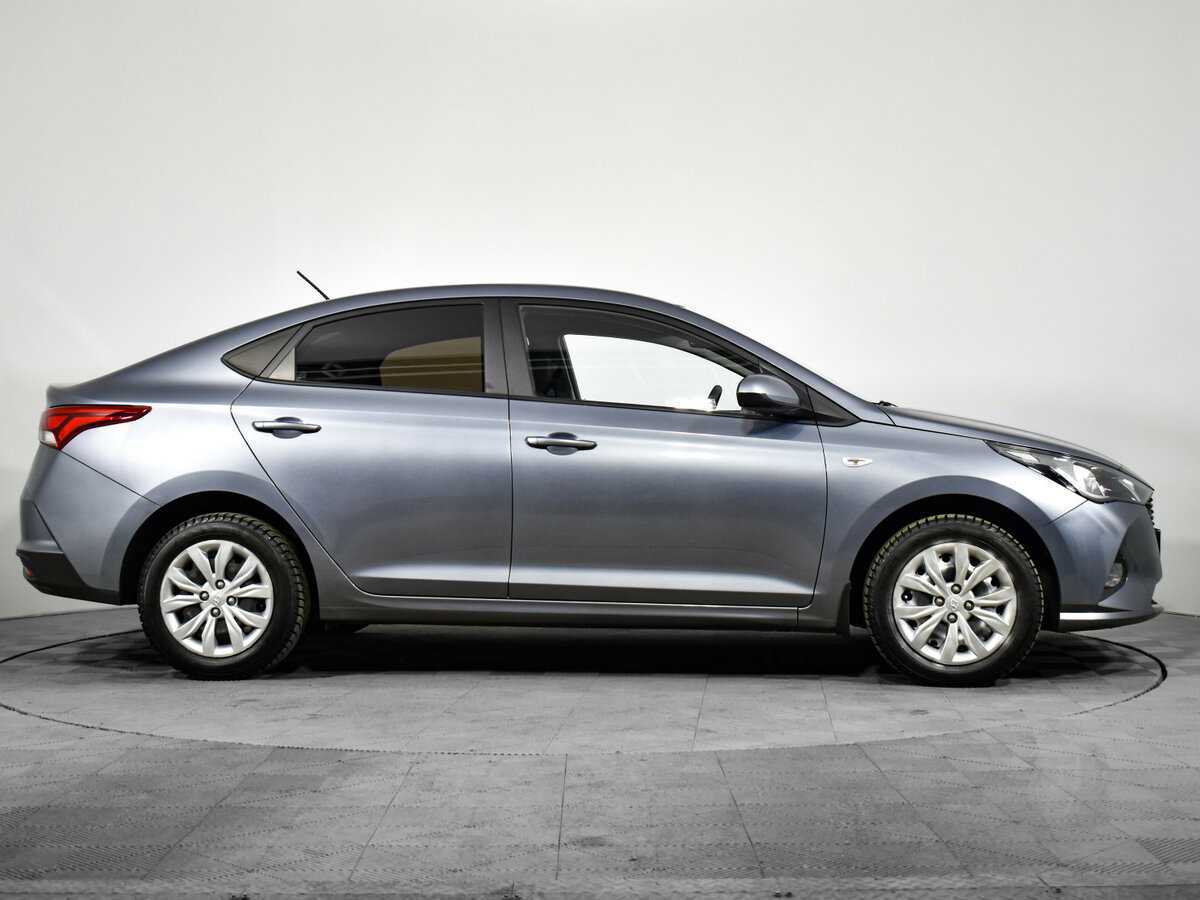 Купить Hyundai Solaris с пробегом. Фото: #3