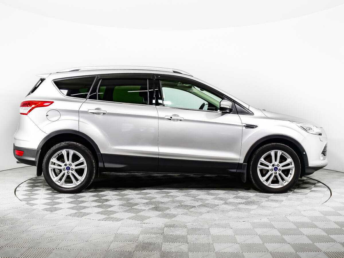 Купить Ford Kuga с пробегом. Фото: #3