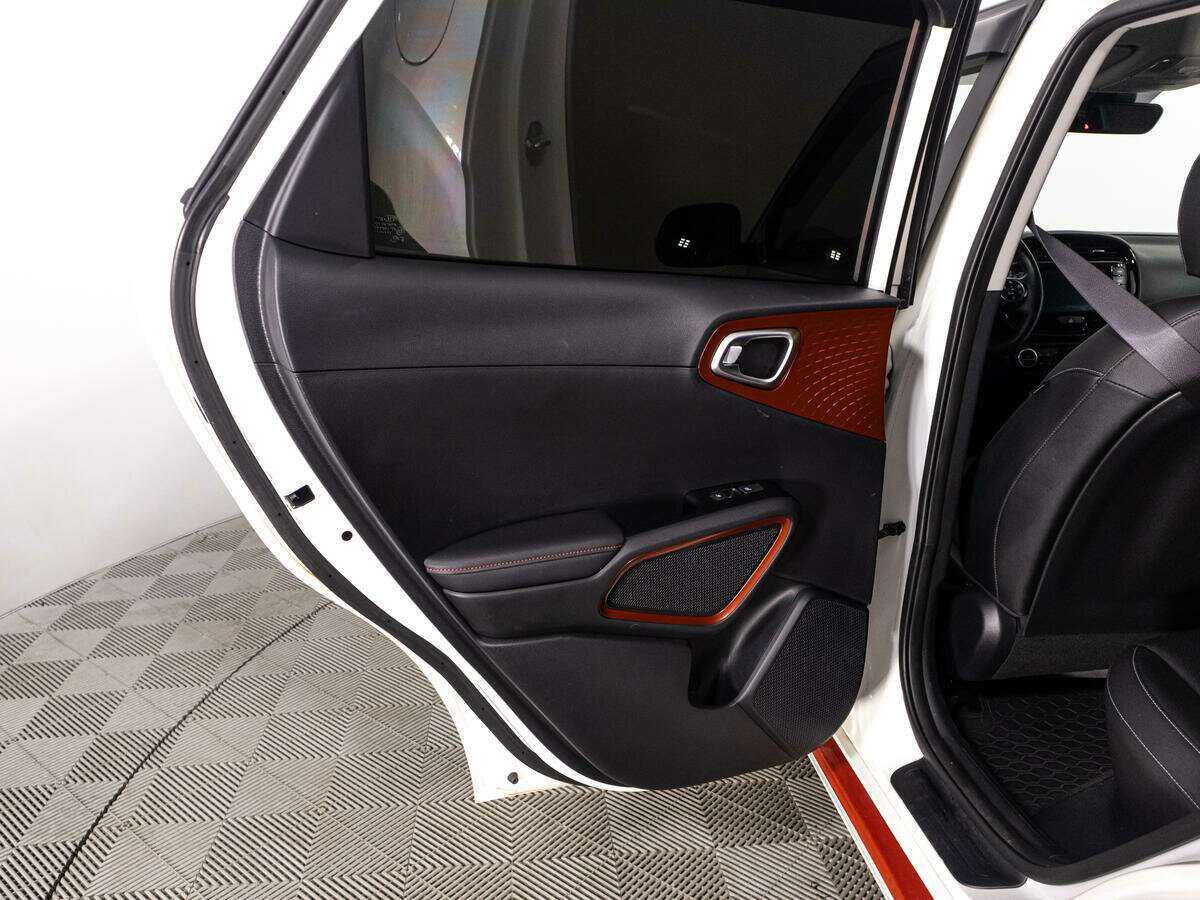 Купить Kia Soul с пробегом. Фото: #26
