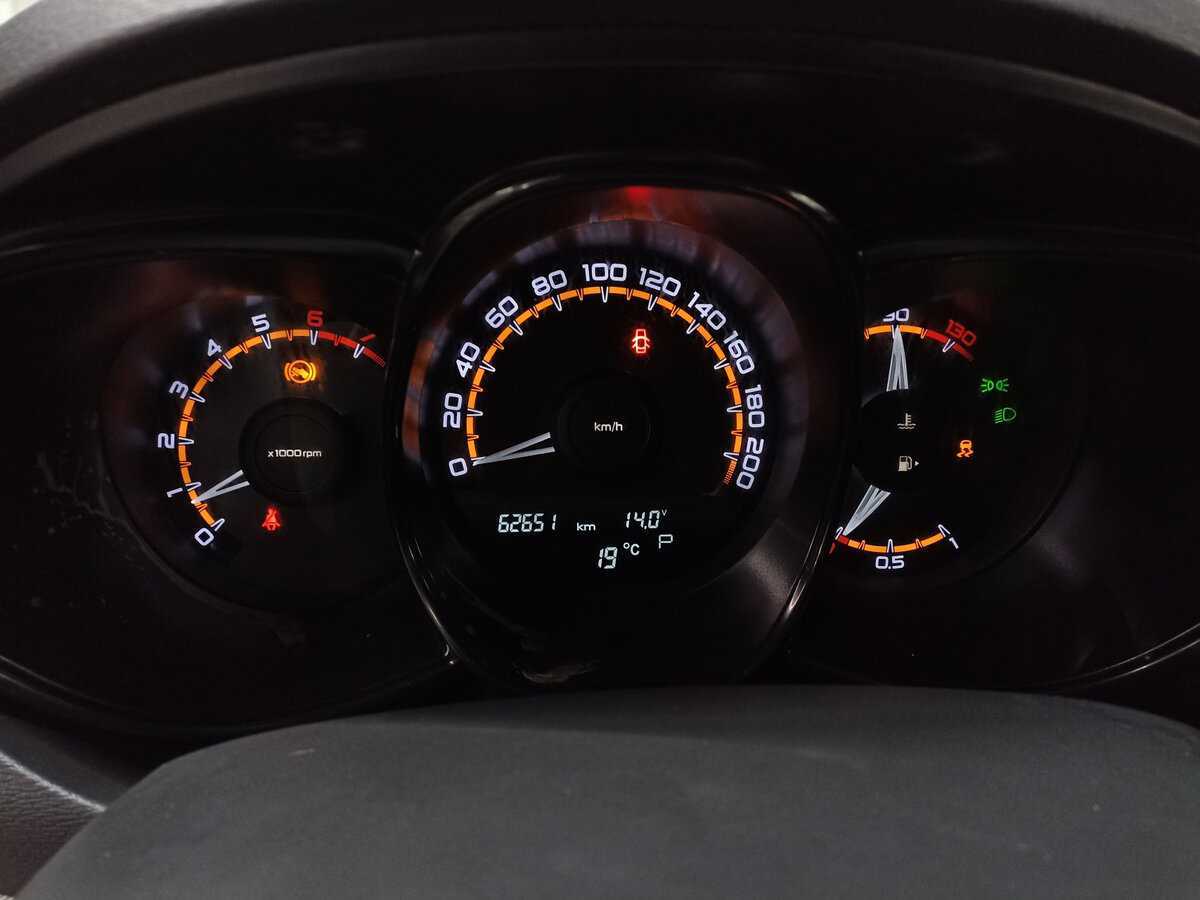 Купить Lada (ВАЗ) Vesta с пробегом. Фото: #12