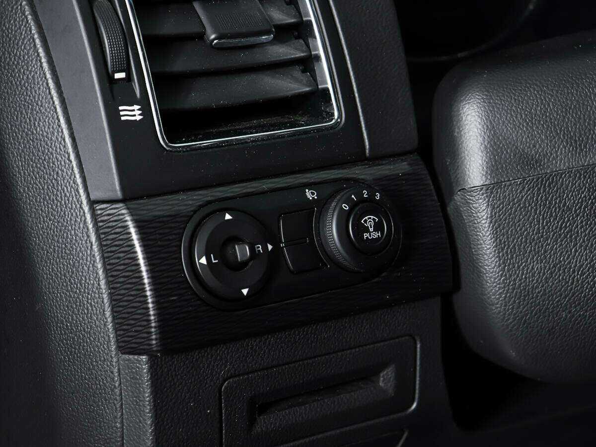 Купить Chevrolet Captiva с пробегом. Фото: #14