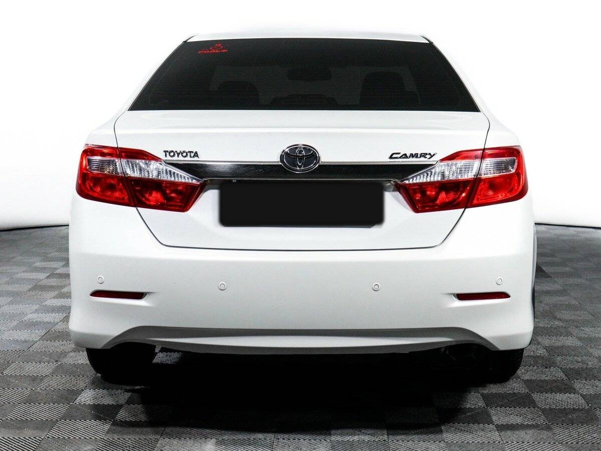 Купить Toyota Camry с пробегом. Фото: #5