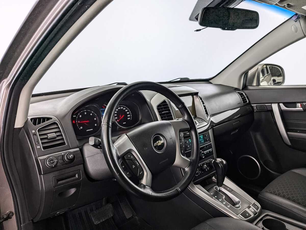 Купить Chevrolet Captiva с пробегом. Фото: #10