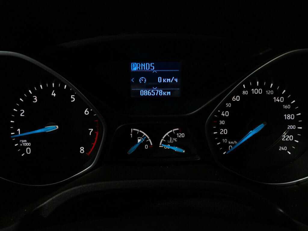 Купить Ford Focus с пробегом. Фото: #9