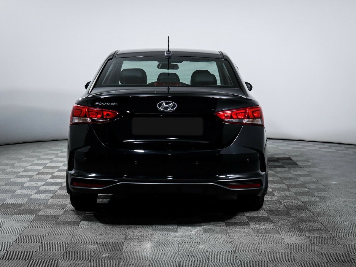 Купить Hyundai Solaris с пробегом. Фото: #4