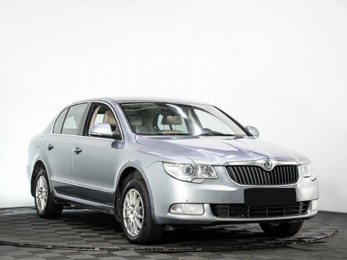 Купить Skoda Superb с пробегом. Фото: #2
