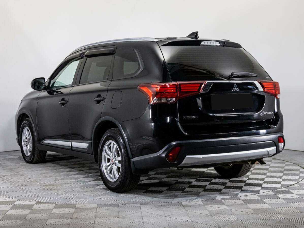 Купить Mitsubishi Outlander с пробегом. Фото: #5