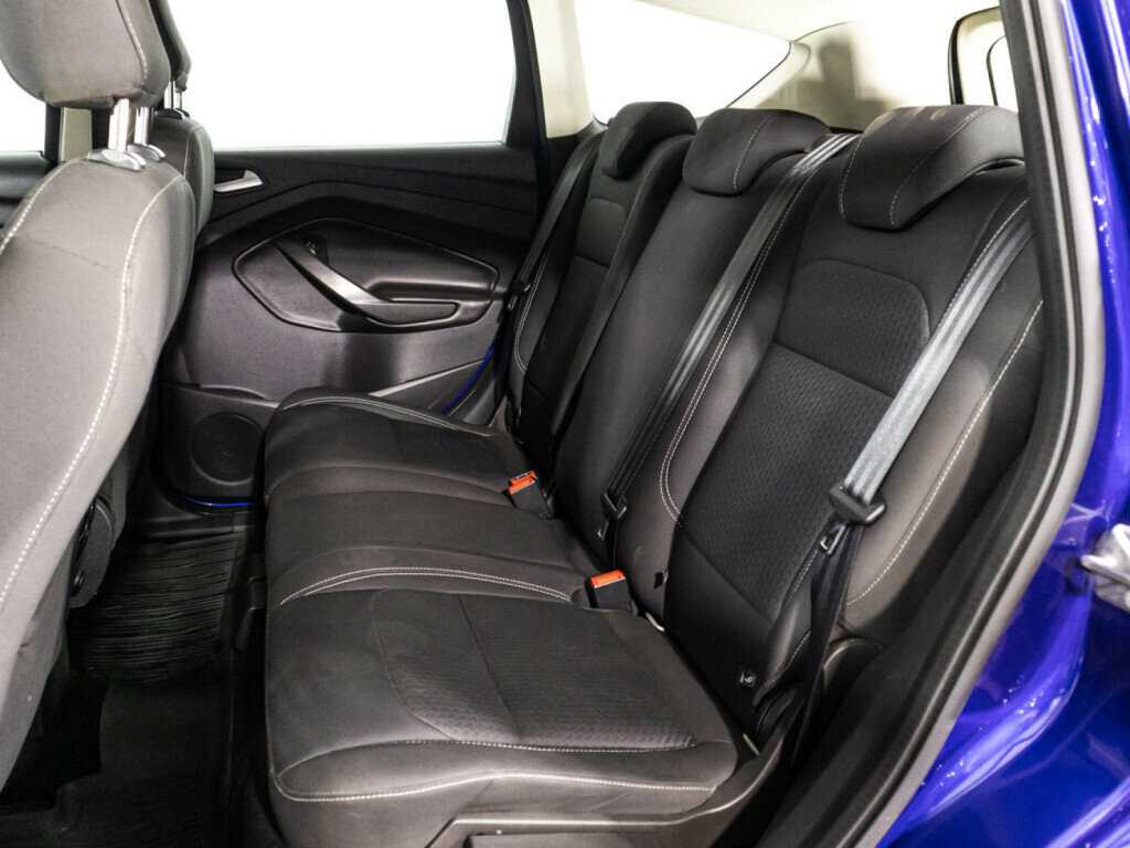 Купить Ford Kuga с пробегом. Фото: #9