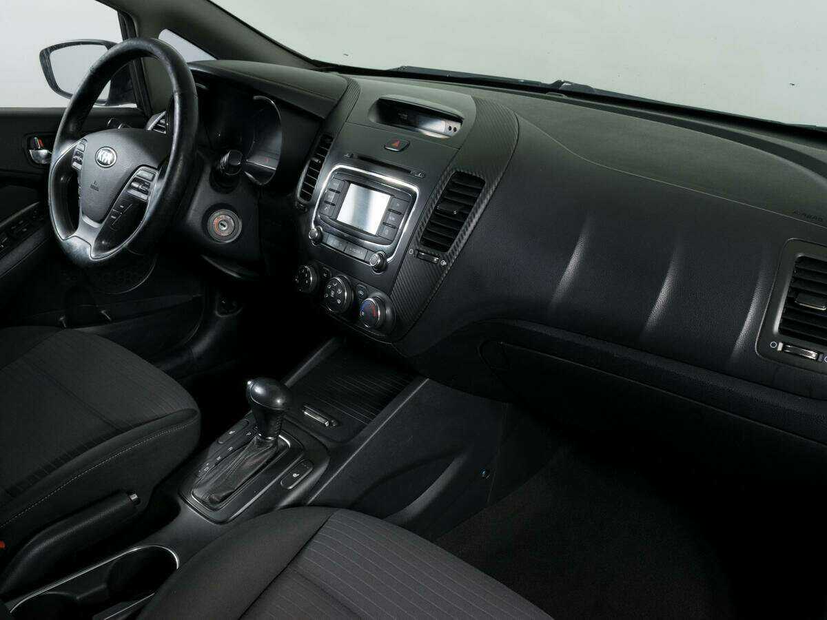 Купить Kia Cerato с пробегом. Фото: #8