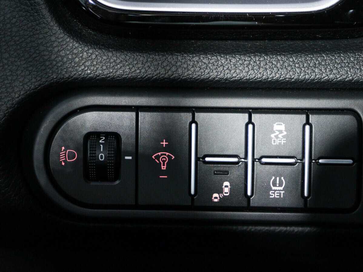 Купить Kia Ceed с пробегом. Фото: #17