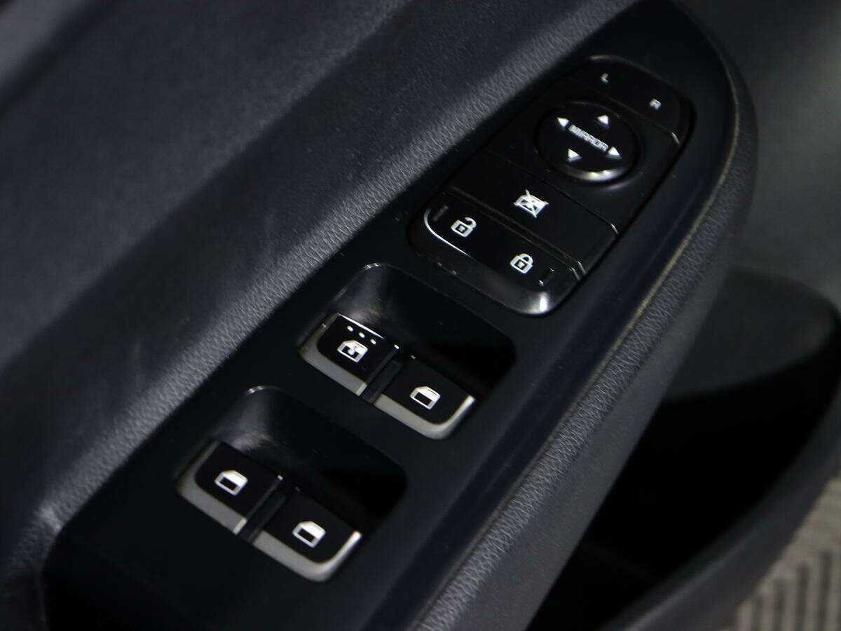 Купить Kia Rio с пробегом. Фото: #13