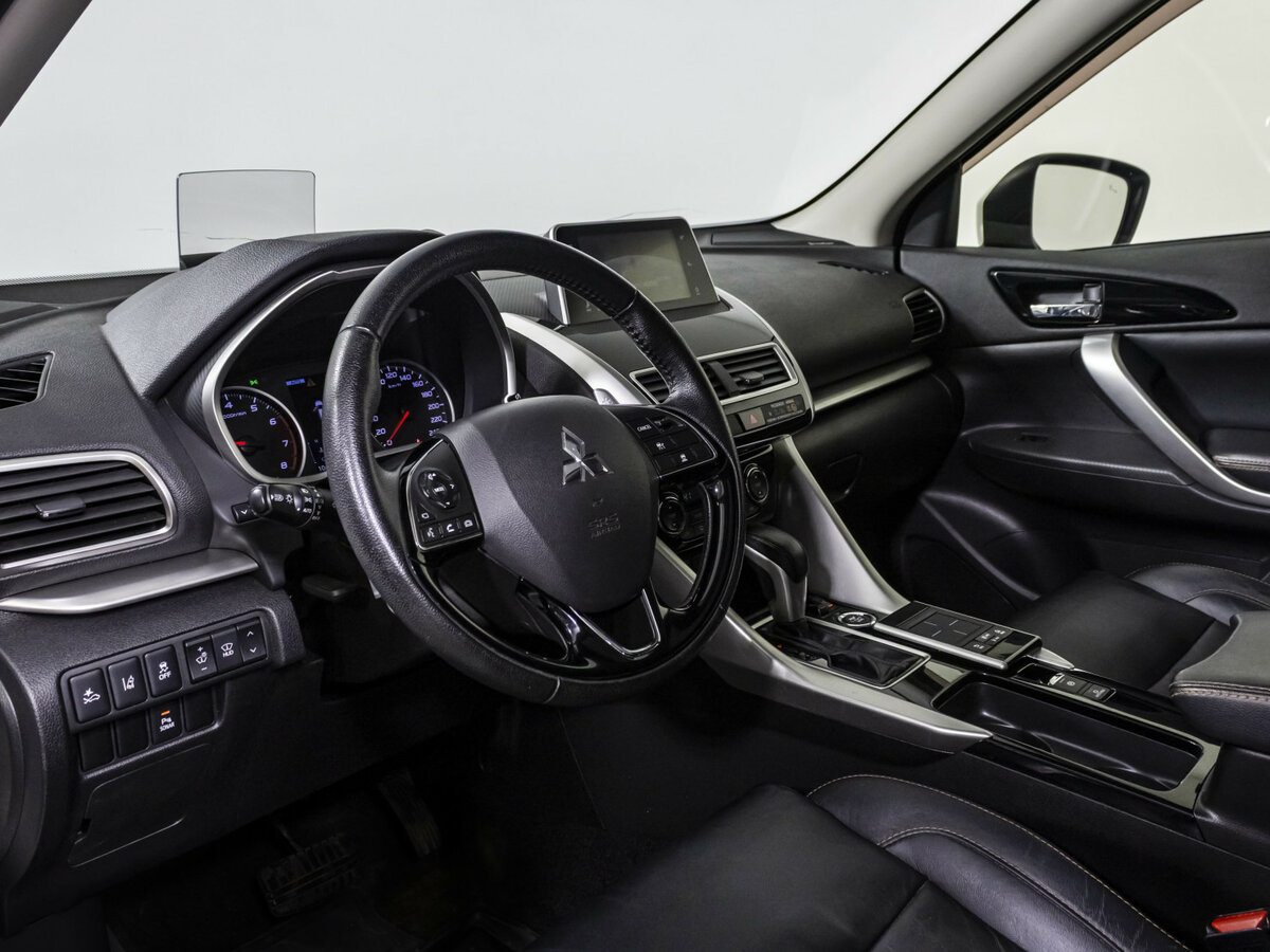 Купить Mitsubishi Eclipse Cross с пробегом. Фото: #8