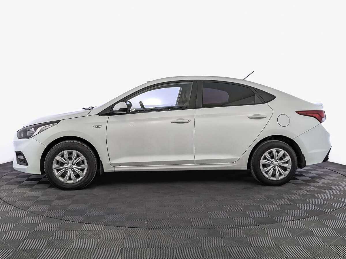 Купить Hyundai Solaris с пробегом. Фото: #7
