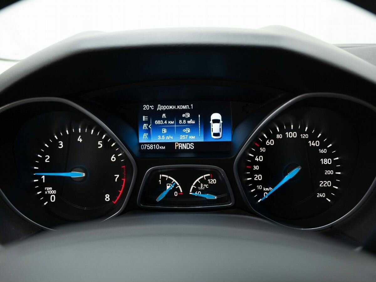 Купить Ford Focus с пробегом. Фото: #16