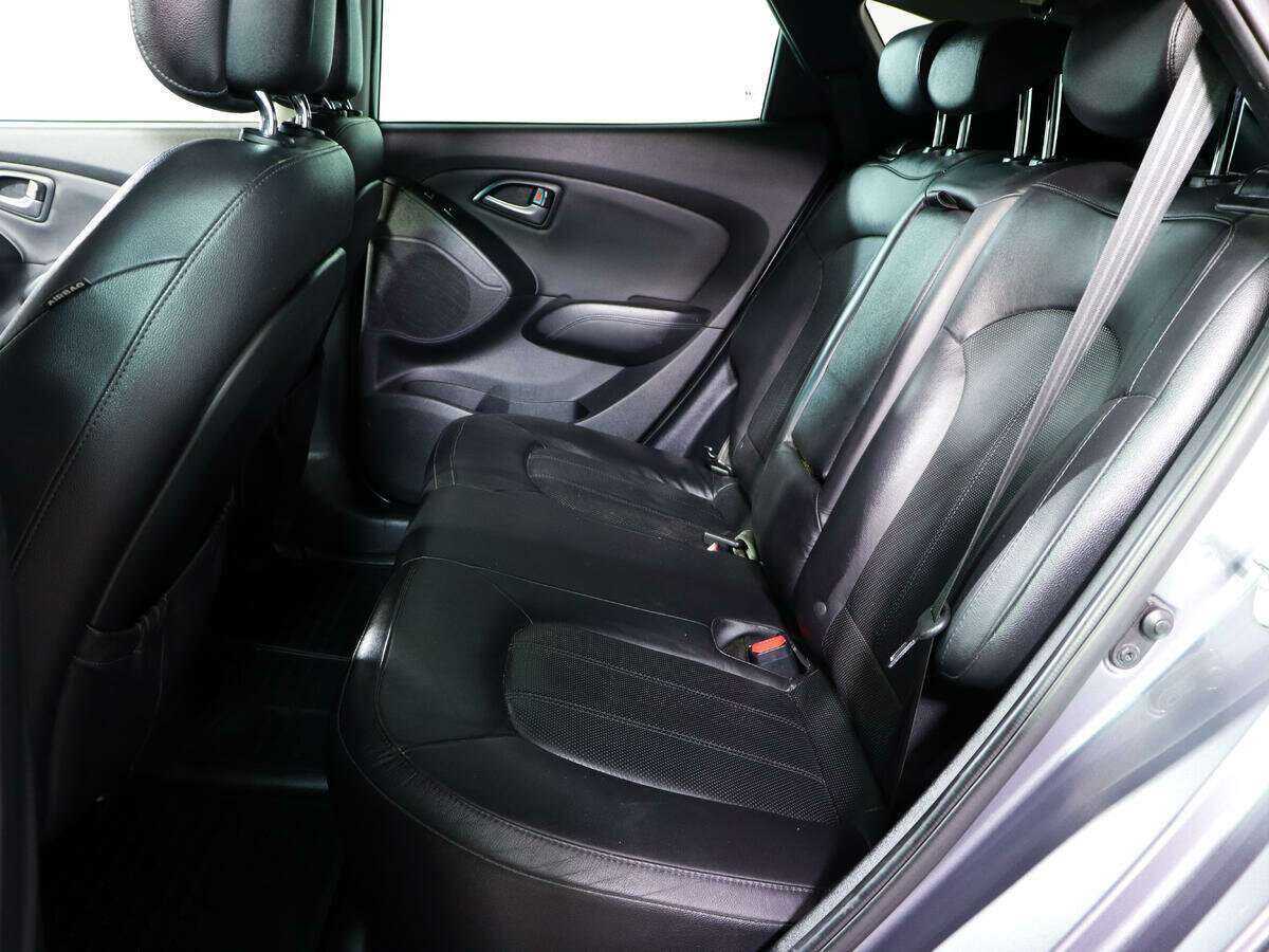 Купить Hyundai ix35 с пробегом. Фото: #7
