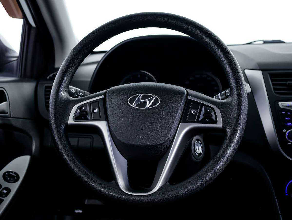 Купить Hyundai Solaris с пробегом. Фото: #19