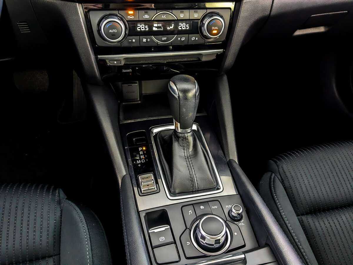 Купить Mazda 6 с пробегом. Фото: #24