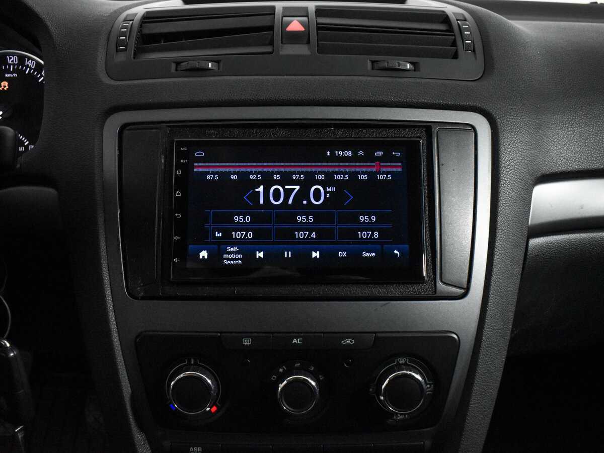 Купить Skoda Octavia с пробегом. Фото: #14