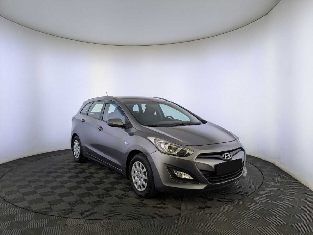 Купить Hyundai i30 с пробегом. Фото: #2